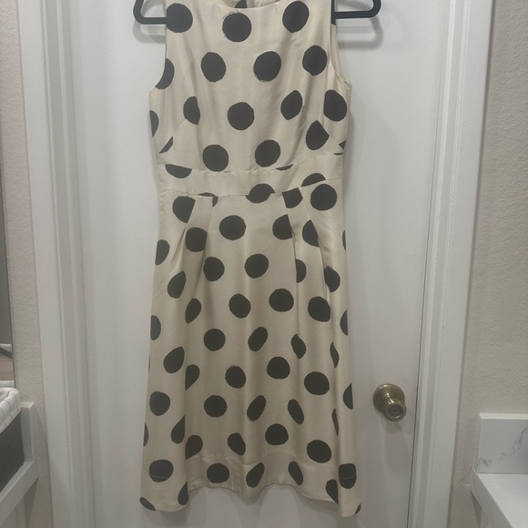 banana republic silk polka dot dress Banana Republic Sleeveless Cowl Neck Polka Dot Dress With Handkerchief Hem